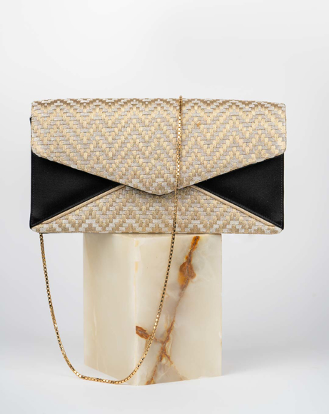 Picture of MESH CLUTCH BAG IN BLACK & GOLD