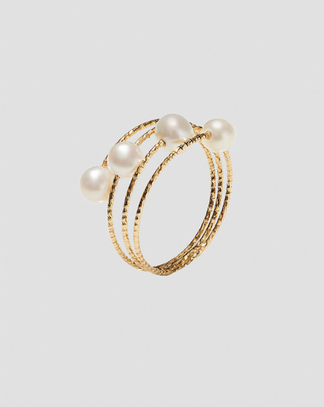 Picture of RING 4 TURNS GOLD 4 NATURAL PEARLS