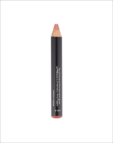 Picture of 20100 MAXIMATTE CRAYON LIPSTICK - UNDRESSED
