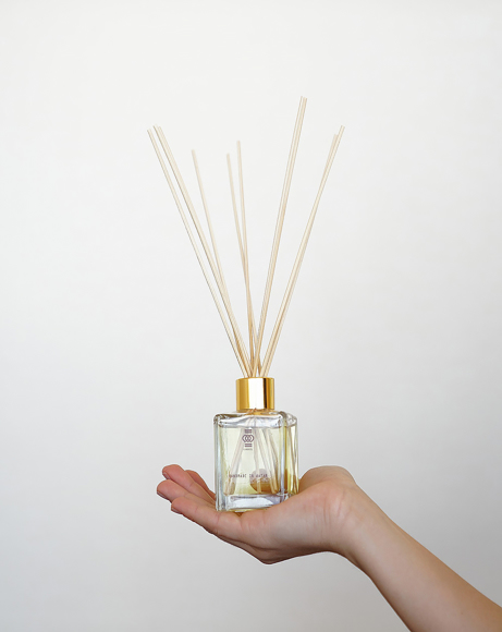 Picture of LALLA ASEYA : POWDER AND MUSK - REED DIFFUSER